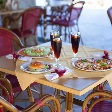 Three-room With Pool