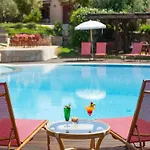 Three-room With Pool Apartman *