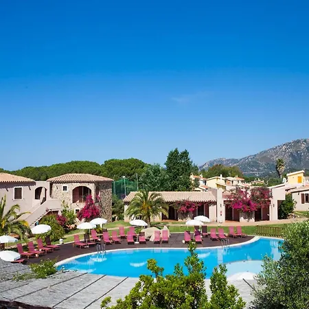Three-room In With Pool Lejlighed *